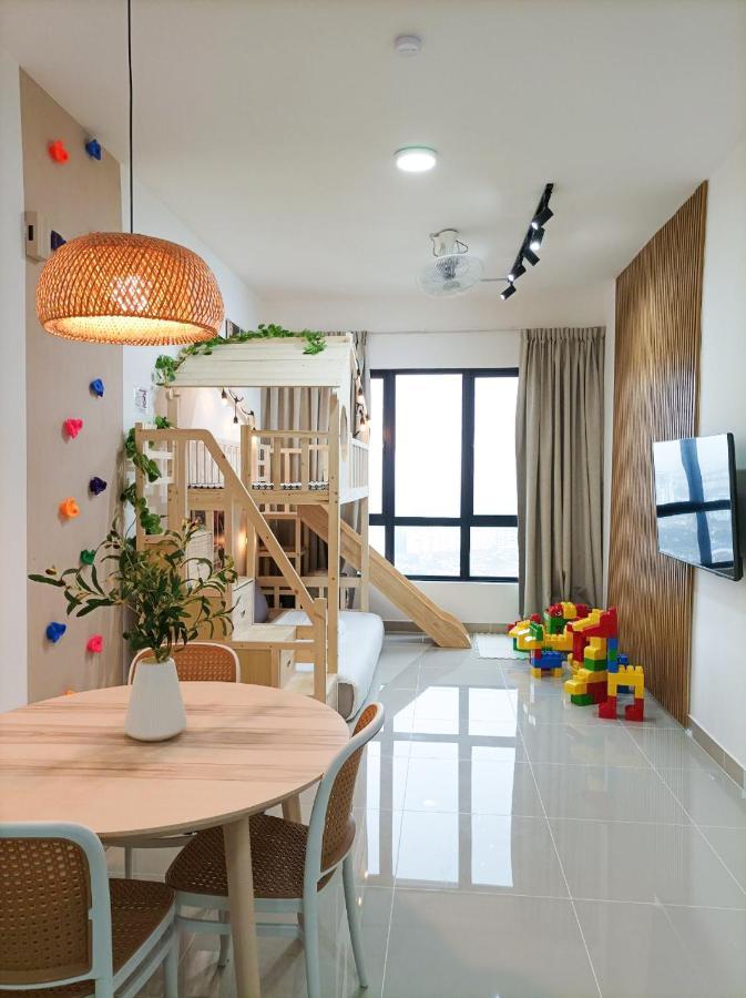 Japandi Family Play Suite With Slide Bunk Bed Kajang Luaran gambar